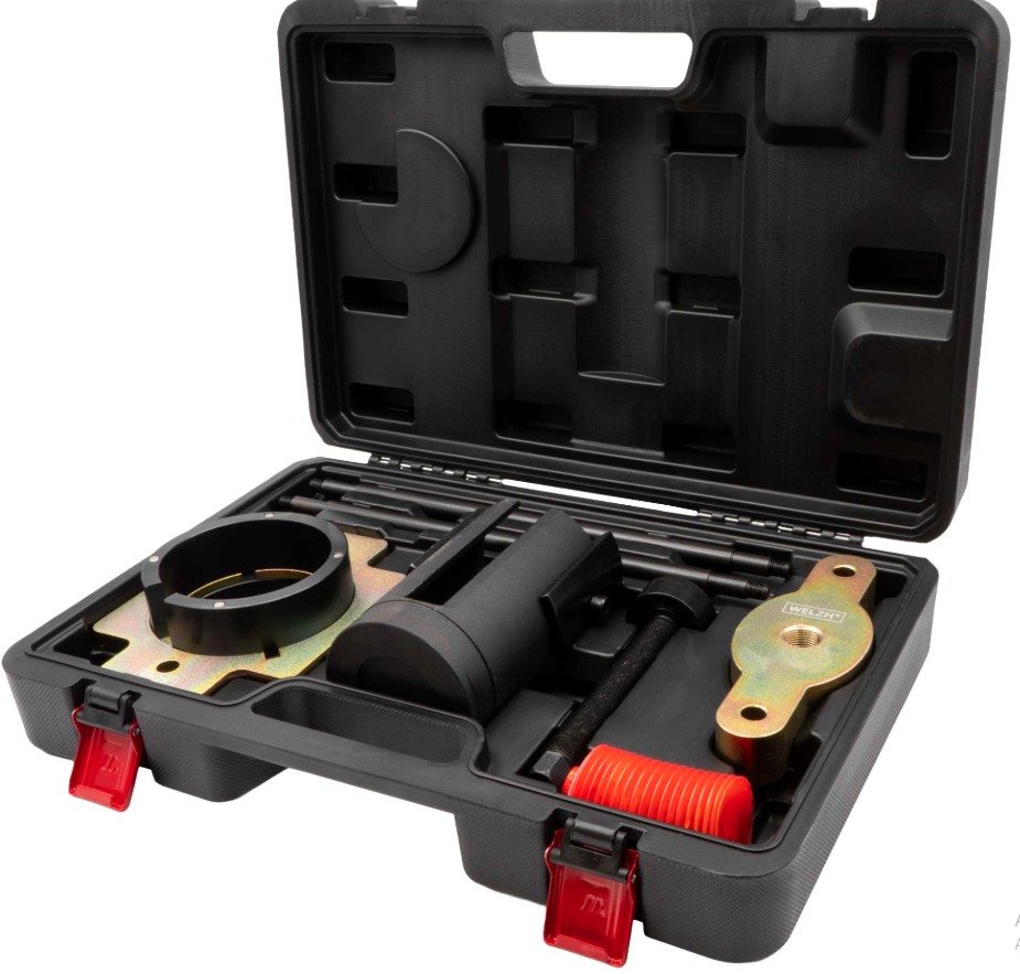 Outil pour le démontage et le montage des bagues de fixation du bras oscillant arrière