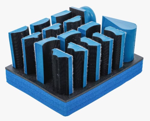 Set de 16 cales à poncer